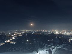 -鬼笑石后山停车场
