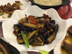 -围龙屋客家食府(福田店)