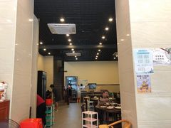大堂-正能量脆肉鲩火锅