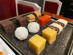 京六件-皇城根北京风味主题餐厅(中海环宇城店)