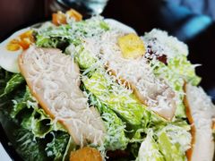 烟熏鸡肉凯撒色拉-MARU玛露音乐餐厅(前滩世贸店)