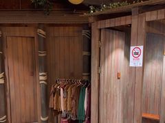 -暴风岛沉浸式体验馆(百联世纪店)