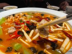 -芳芳私房菜·精做淮扬菜(承德路店)