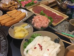 -疯狂的筷子老灶九宫格火锅