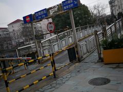 -百联西郊购物中心·停车场
