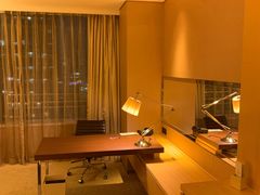 -上海漕河泾万丽酒店