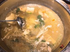 纯牛骨秘制清汤锅底-门三哥泡菜鱼(丹徒店)