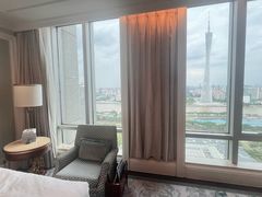 -广州富力丽思卡尔顿酒店