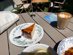 -Dough&Joe团憩(瑞虹天地月亮湾店)