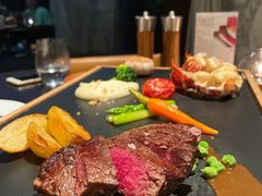 澳洲肉眼牛排配土豆-当米亚诺意大利餐厅(武汉光谷凯悦酒店)