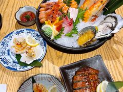 -枝魯枝魯自助料理