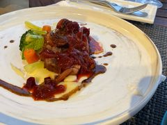 -宴悦海鲜餐厅·游水海鲜·牛排(亚龙湾瑞吉店)
