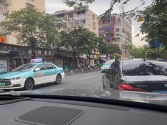 -花园菜市场