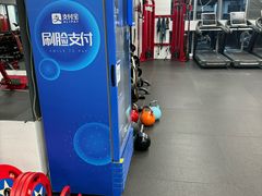 -坚果健身24小时工作室(定西路店)