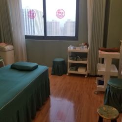 -萱草产后康复催乳中心(江宁万达店)