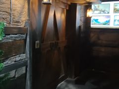 -暴风岛沉浸式体验馆(百联世纪店)