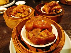 话梅蒸猪手-万丽轩·粤菜(王府井金茂万丽酒店)