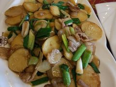 慈菇炒肉片-丁老爷子苏香圆