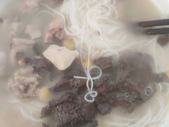 -文山荷鲜居(翠湖店)