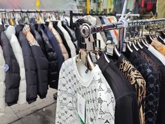 -广州壹马服装广场