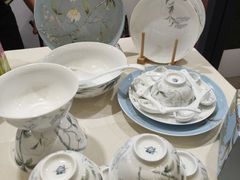 -上海跨国采购会展中心