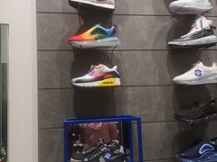 -NIKE(Osaka)