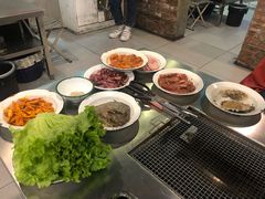 -马路牙子烧烤音乐酒馆(望京店)