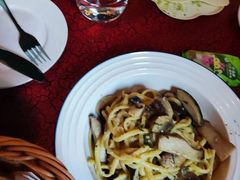 -羽深肉铺 Steak & Wine
