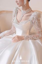-Lady  Jane高端婚纱礼服馆