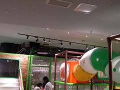 -zoonana室内动物园(东方福来德店)