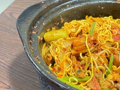 -宋氏重庆鸡公煲(红谷滩万达金街店)