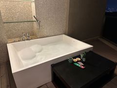-深圳隐秀山居酒店
