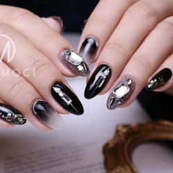 -Pink You美甲洗眉纹绣定制中心