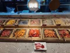 -山焱·炭火自助烤肉(周浦万达店)
