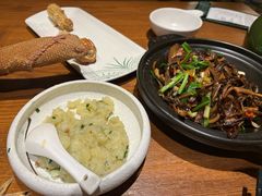 -云海肴·汽锅鸡·云南菜(天山百盛优客店)