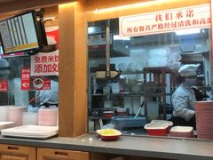 -南城香·饭香串香馄饨香(青年路店)