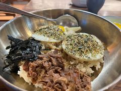 -明洞阿姨·韩式酱蟹烤肉·创意料理(三元桥店)