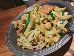 -YAFEE雅菲 川·湘·粤融合菜(魏公村店)