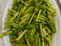 清炒水芹-溱湖八鲜菜馆