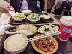 -荟选餐饮徐家汇社区食堂(徐虹北路店)