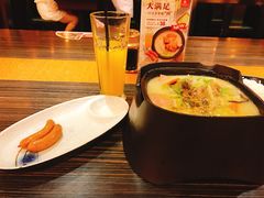 -阿香米线(大唐西市大润发店)