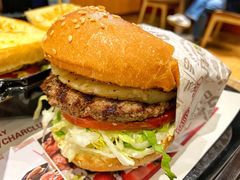 -The Habit Burger Grill 哈比特汉堡(复兴soho店)