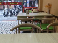 -何煲强·煲仔饭·啫啫煲顺德老字号(上下九店)
