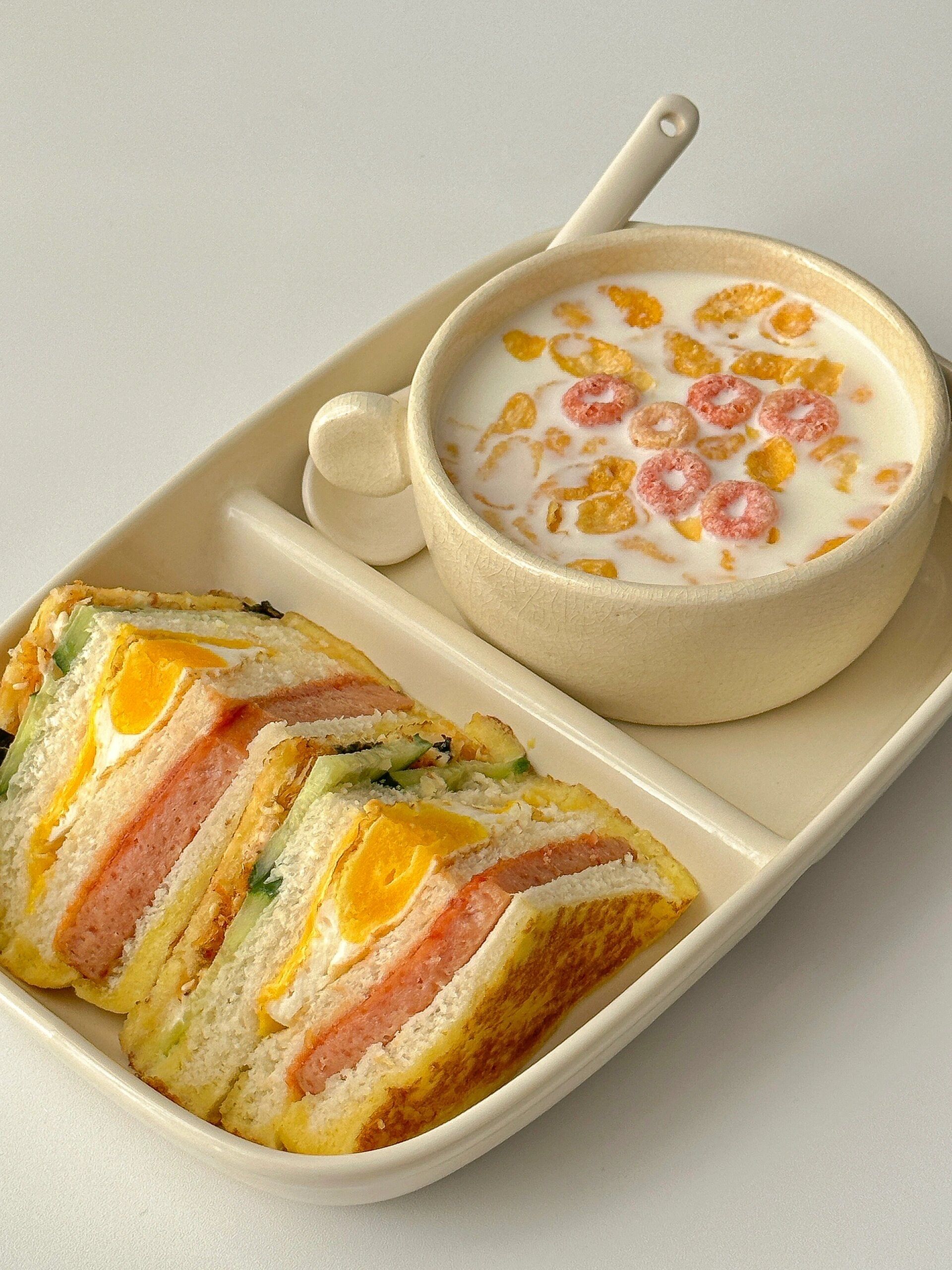 元气能量早餐🍽️芝士🧀午餐肉鸡蛋三明治🥪
