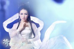 -星元素cosplay动漫摄影写真工作室