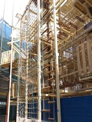 -PIPIKINGDOM皮皮王国欢乐号(欢乐海岸购物中心店)