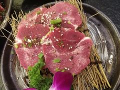 厚切牛舌-炙忧烤肉屋(中国铁建广场店)