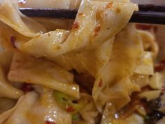 秘制剁椒面-弓家大队老碗面(高新咖啡街区店)
