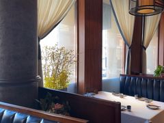 -八府香鸭·啫啫煲(华山路店)