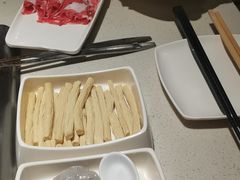 -海底捞火锅鲜切牛肉主题店(长寿路店)